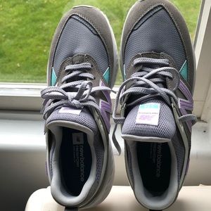 New Balance Fresh Foam Women’s 574 Athletic Shoes Sneakers Sz.9